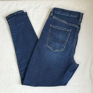 American Eagle Women’s Curvy Hi-Rise Jegging Size 10 Short